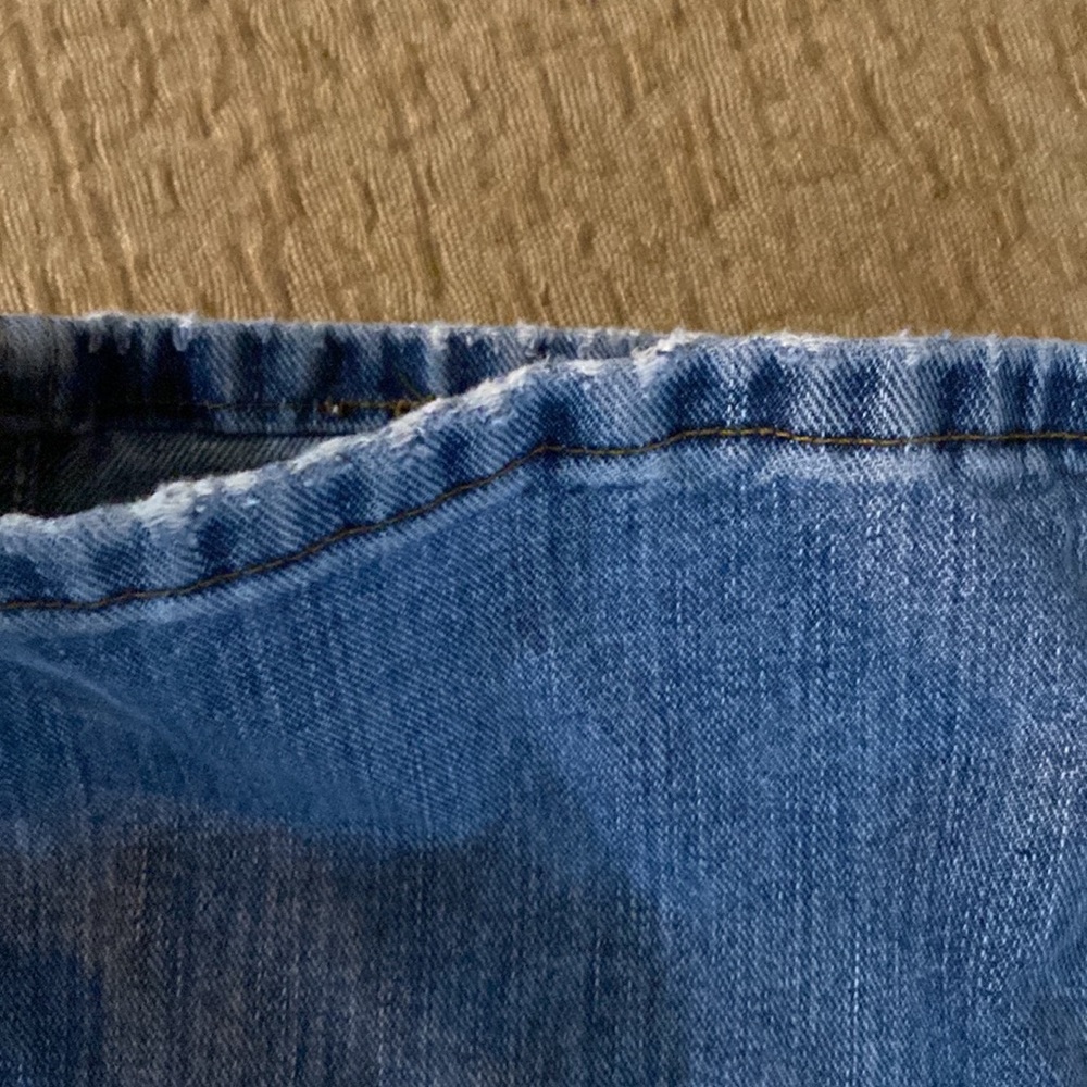 Jeans - Picture 3 of 4